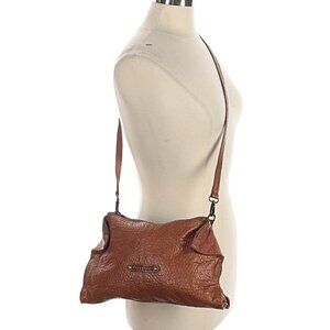 Lottusse 1877 Pebbled Leather Magnet Corner Shoulder Crossbody Purse Handbag Bag